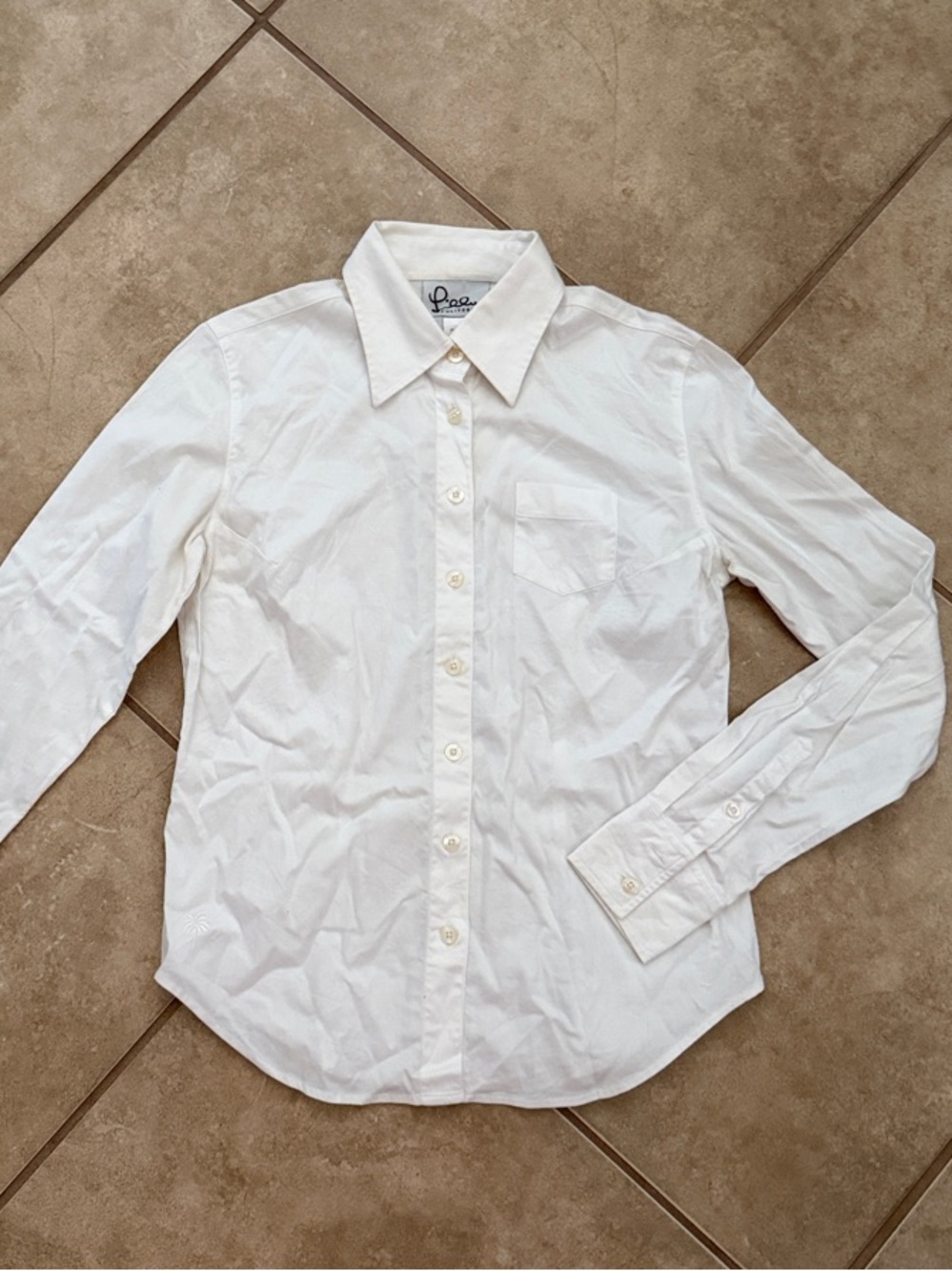 Women’s Classic White Button-Down Shirt. Lilly Pulitzer